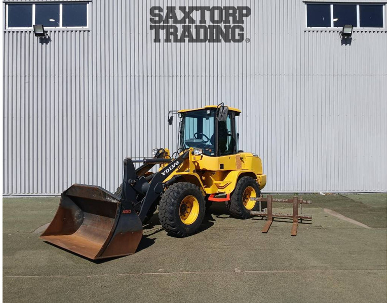 Volvo L30 G, Hullastare - Chargeuse sur pneus: photos 1 Volvo L30 G, Hullastare - Chargeuse sur pneus: photos 1