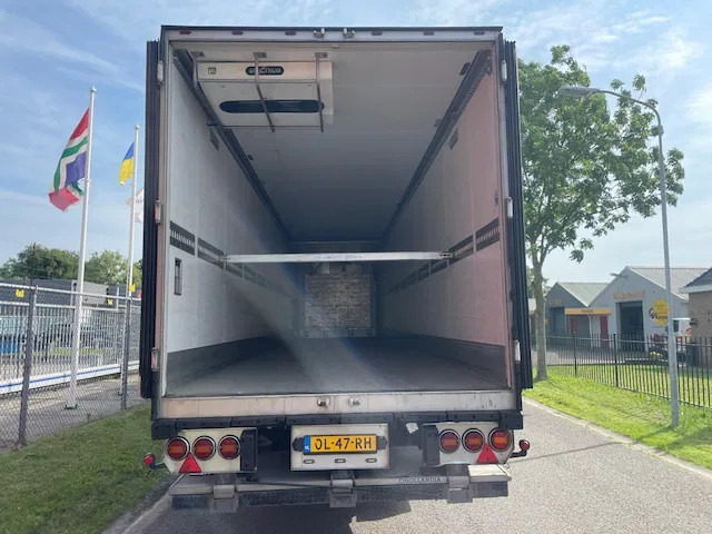 Semi-remorque isothermique Schmitz Cargobull Frigo Thermoking SLX MOT 02-2026: photos 11