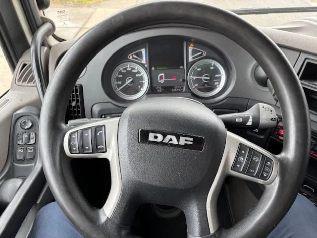 Tracteur routier DAF XF 480 4x2 Euro6 SSC 2-tanks PTO Hydraulic feedpump MOT 03-2026: photos 14
