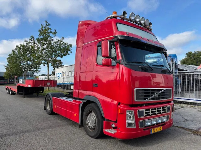 Volvo FH 12 480 Globe XL Euro 5 7B chassis tyres new - Tracteur routier: photos 1 Volvo FH 12 480 Globe XL Euro 5 7B chassis tyres new - Tracteur routier: photos 1
