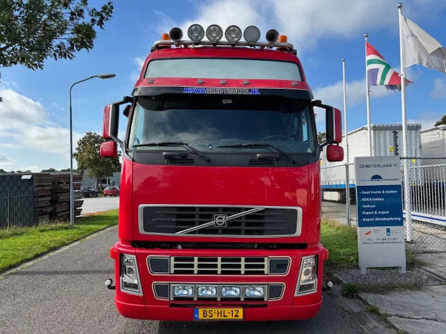 Volvo FH 12 480 Globe XL Euro 5 7B chassis tyres new - Tracteur routier: photos 2 Volvo FH 12 480 Globe XL Euro 5 7B chassis tyres new - Tracteur routier: photos 2