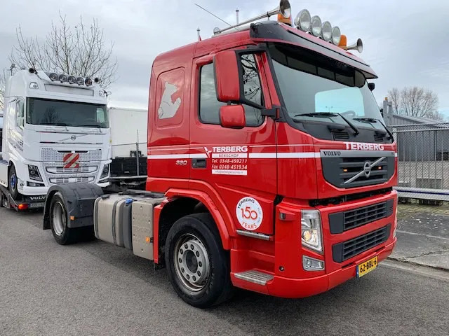 Volvo FM 340 Euro 5 sleeper cab low milage! - Tracteur routier: photos 3 Volvo FM 340 Euro 5 sleeper cab low milage! - Tracteur routier: photos 3