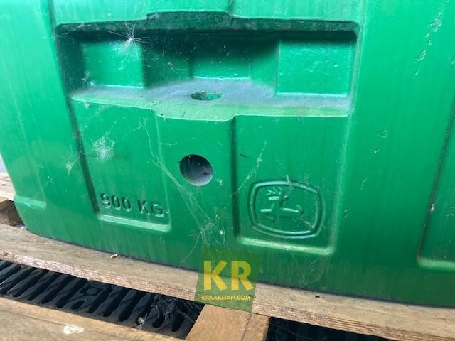 900 kg John Deere - Contrepoids: photos 2 900 kg John Deere - Contrepoids: photos 2