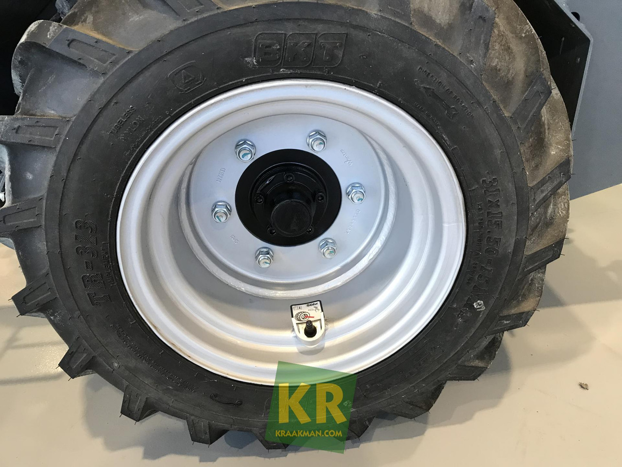 Valet de ferme neuf G2200E Giant: photos 8