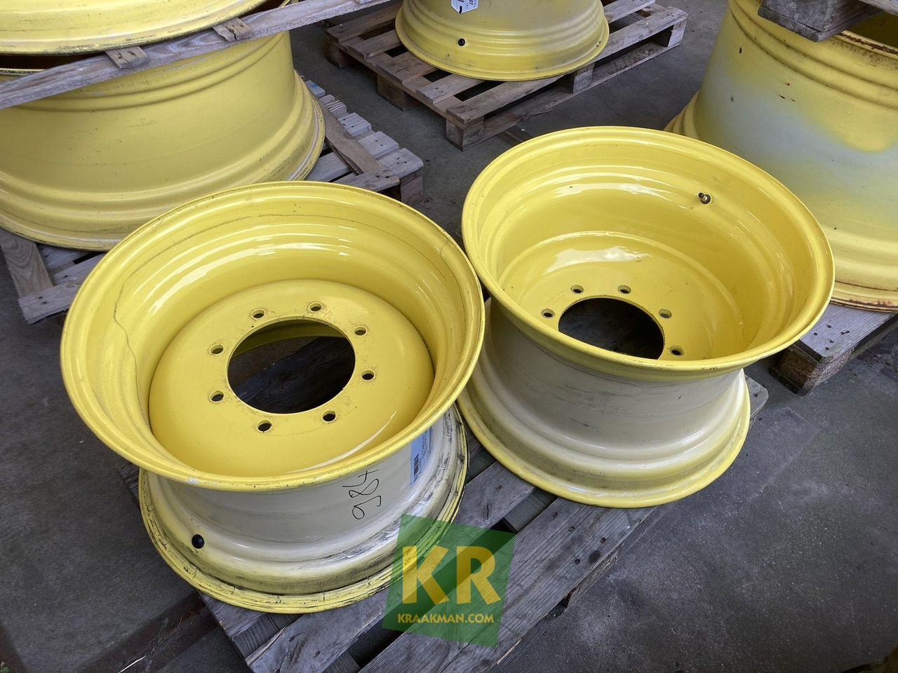 John Deere 16 X 24 velg - Jante pour Machine agricole: photos 2 John Deere 16 X 24 velg - Jante pour Machine agricole: photos 2