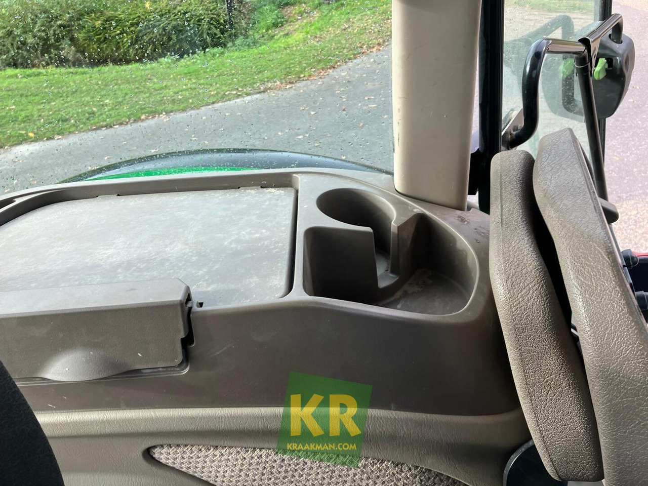 John Deere 5085M - Tracteur agricole: photos 5 John Deere 5085M - Tracteur agricole: photos 5