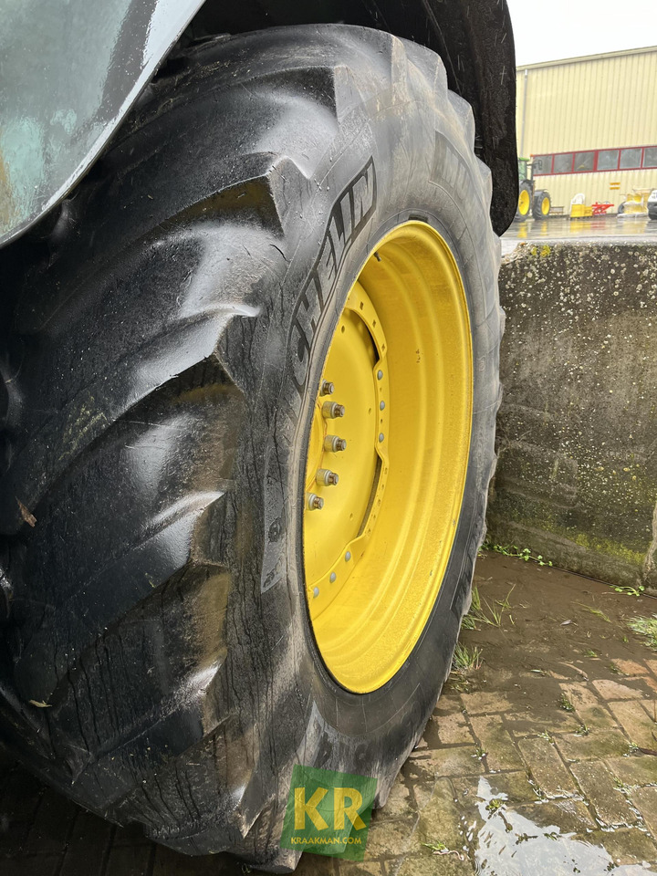 John Deere 6215R  - Tracteur agricole: photos 5 John Deere 6215R  - Tracteur agricole: photos 5