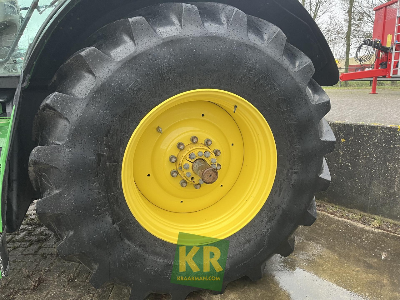 Tracteur agricole John Deere 6215R: photos 11