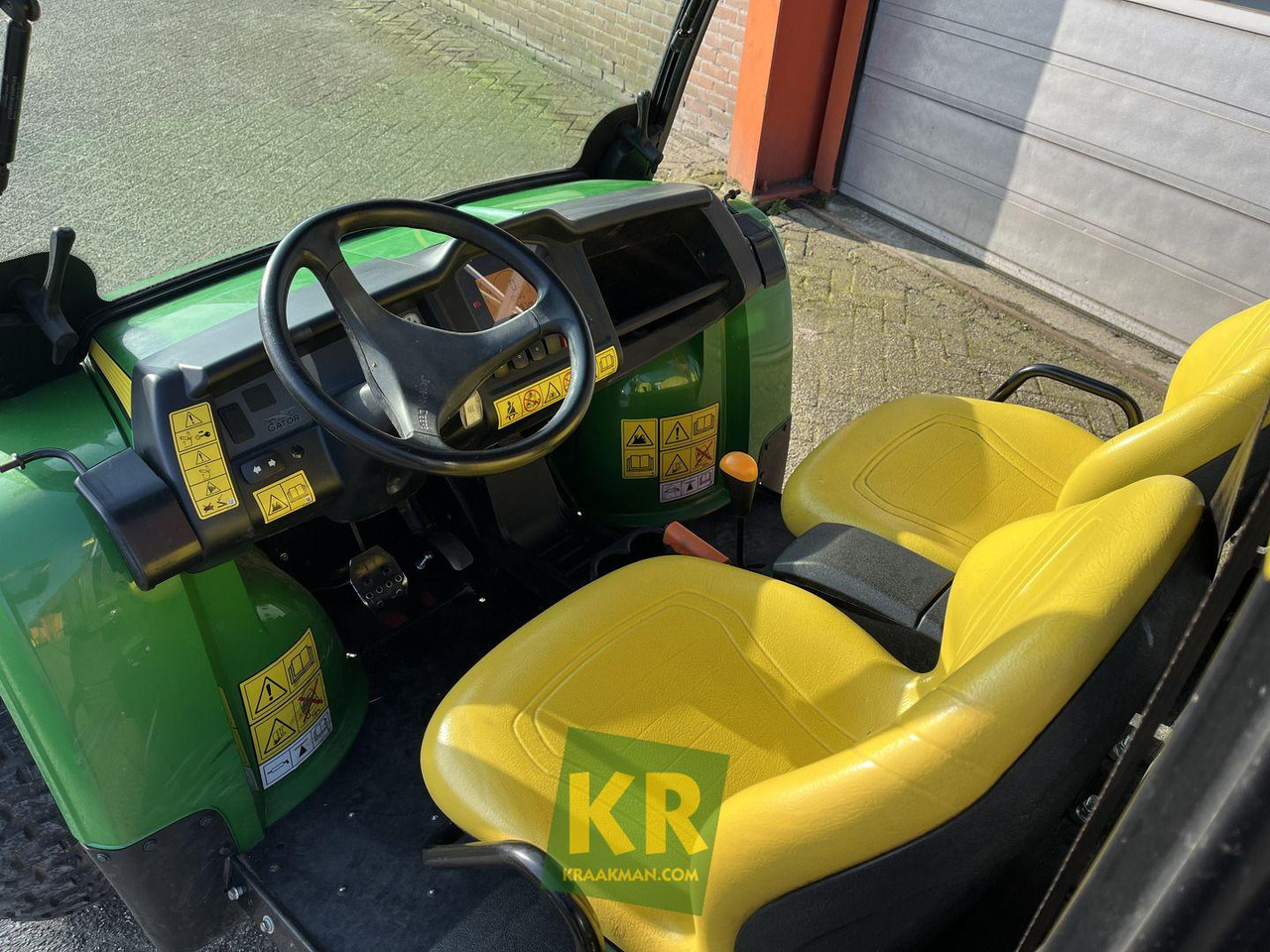 John Deere XUV855M - Quadricycle: photos 5 John Deere XUV855M - Quadricycle: photos 5