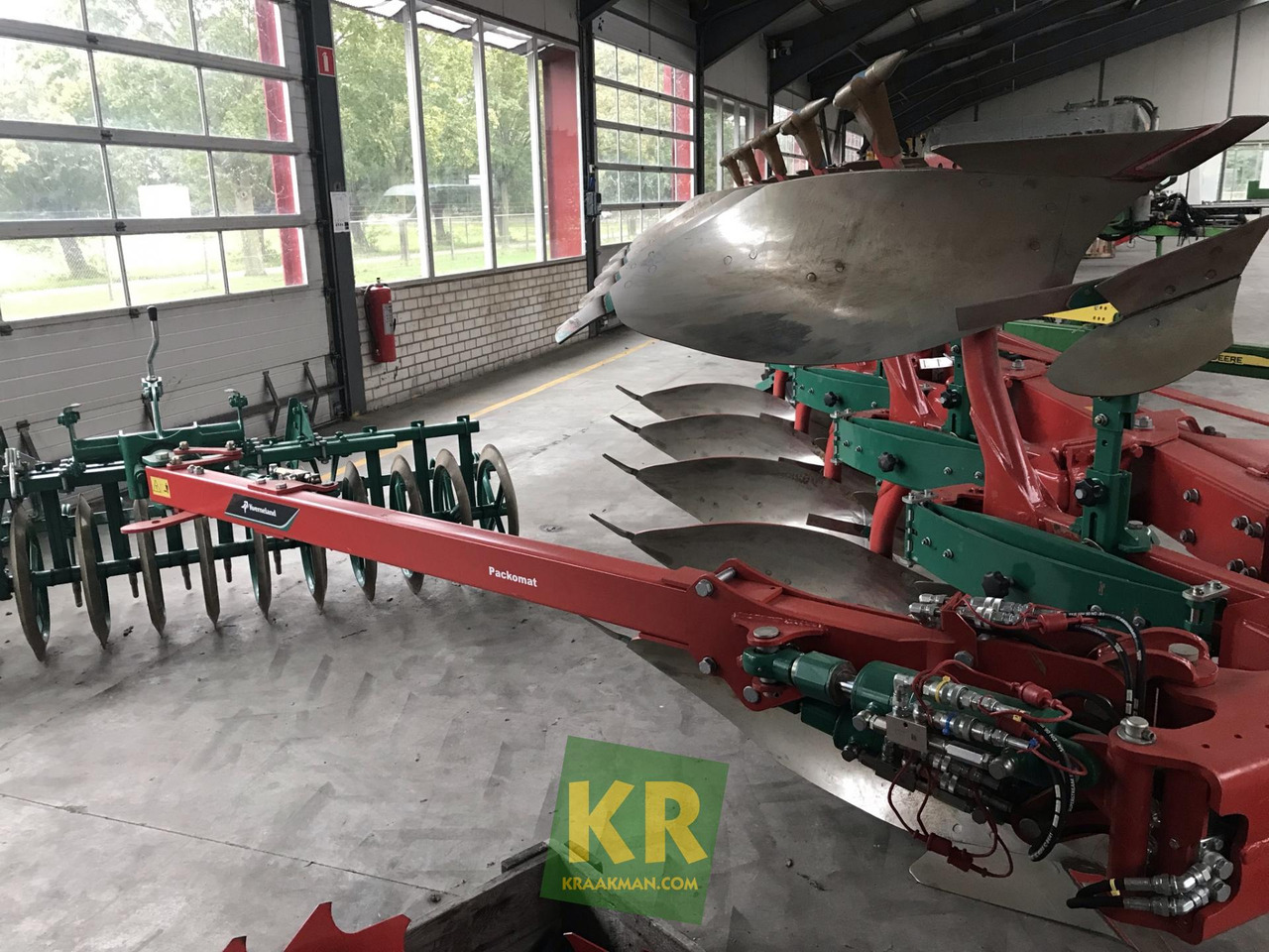 Kverneland 3300S Variomat - Charrue: photos 5 Kverneland 3300S Variomat - Charrue: photos 5