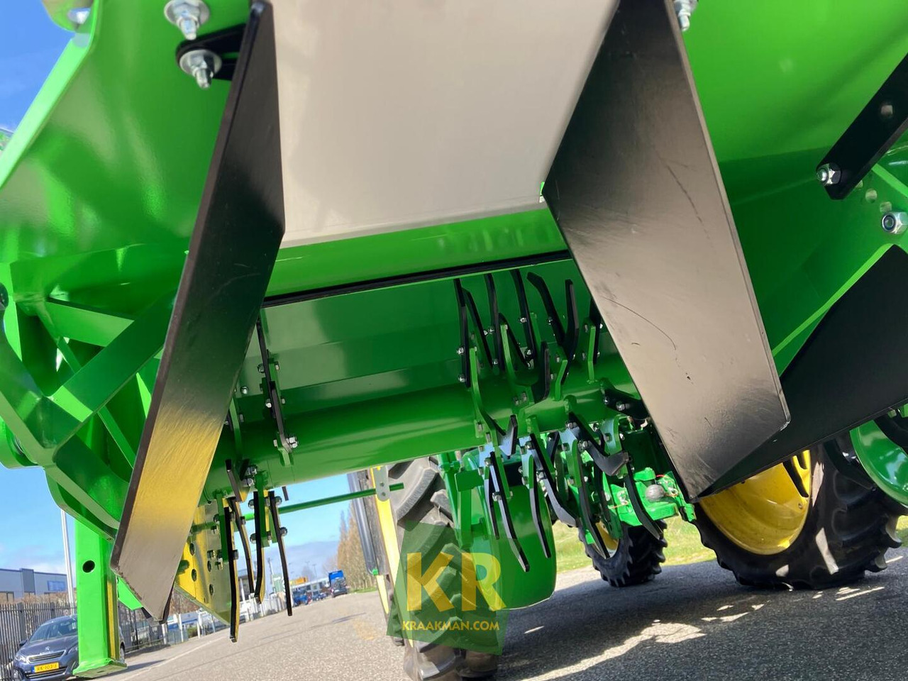 MultiForce AVR - Bineuse: photos 2 MultiForce AVR - Bineuse: photos 2