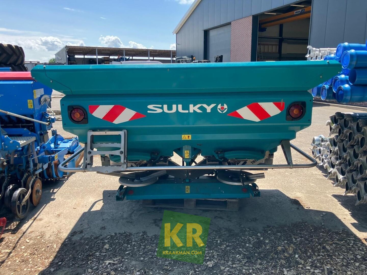 X40 Kunstmeststrooier Sulky  - Distributeur d'engrais: photos 1 X40 Kunstmeststrooier Sulky  - Distributeur d'engrais: photos 1