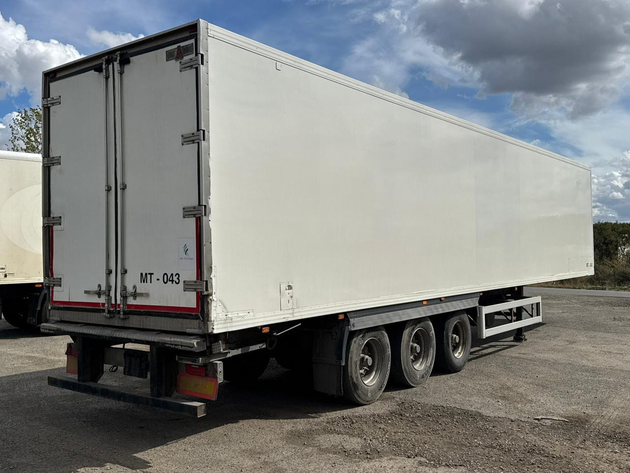 Semi-remorque frigorifique Gray and Adams 2005 Vector 1800 MT – MT-043: photos 24 Semi-remorque frigorifique Gray and Adams 2005 Vector 1800 MT – MT-043: photos 24