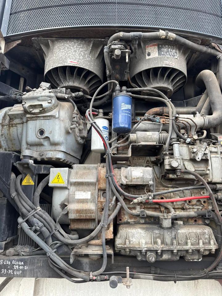 Semi-remorque frigorifique Gray and Adams 2005 Vector 1800 MT – MT-043: photos 10 Semi-remorque frigorifique Gray and Adams 2005 Vector 1800 MT – MT-043: photos 10