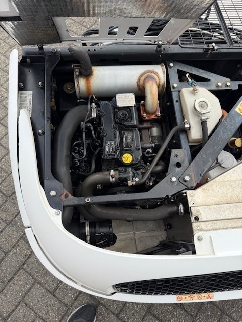 Thermo King T-600 S/N : GLW1153221 - Unité réfrigéré: photos 4 Thermo King T-600 S/N : GLW1153221 - Unité réfrigéré: photos 4