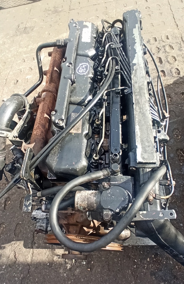 MAN F90 M90 232KM 272KM D0826 - Moteur et pièces pour Camion: photos 2 MAN F90 M90 232KM 272KM D0826 - Moteur et pièces pour Camion: photos 2
