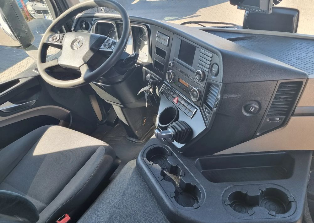 Mercedes-Benz Actros 1836 - Camion à rideaux coulissants: photos 5 Mercedes-Benz Actros 1836 - Camion à rideaux coulissants: photos 5