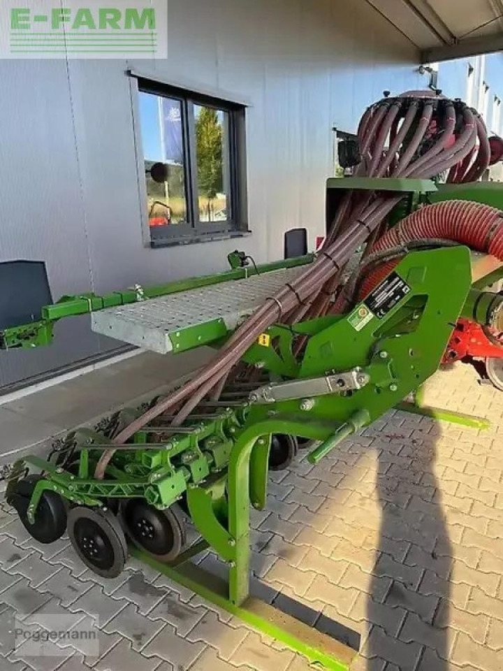 Amazone amazone avant 3002 säschine/ fronttank ftender 1600/ precea 3000-1 maisleger - Combiné de semis: photos 3 Amazone amazone avant 3002 säschine/ fronttank ftender 1600/ precea 3000-1 maisleger - Combiné de semis: photos 3