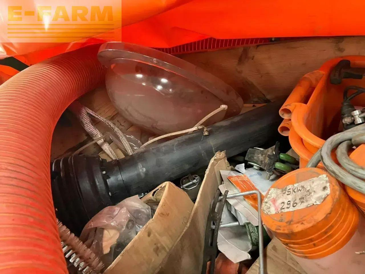 Amazone amazone avant 6m. - kg600/2 - Combiné de semis: photos 5 Amazone amazone avant 6m. - kg600/2 - Combiné de semis: photos 5