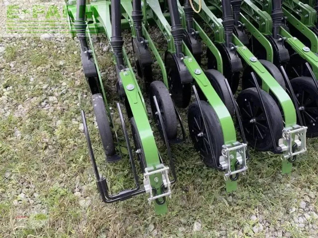 Amazone cataya 3000 special + ke 3002 - Combiné de semis: photos 5 Amazone cataya 3000 special + ke 3002 - Combiné de semis: photos 5