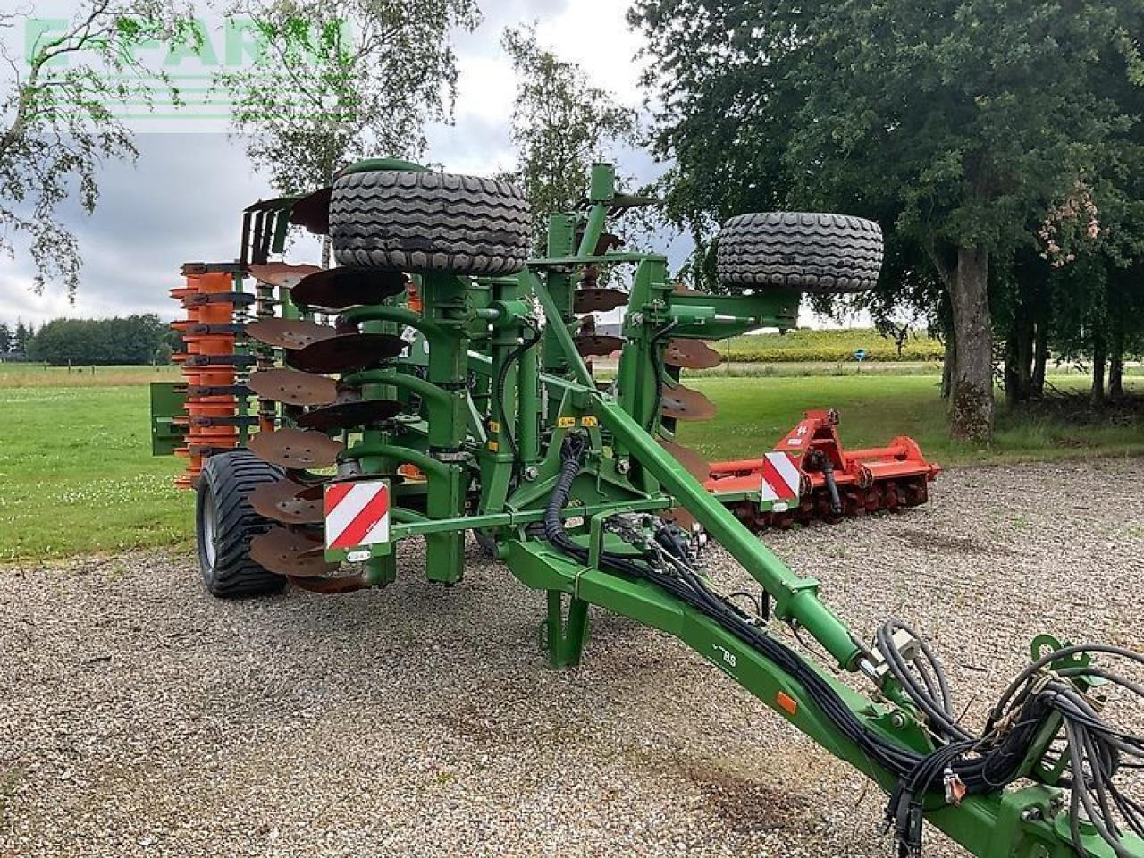 Amazone certos 4001-2 - Cover crop: photos 1 Amazone certos 4001-2 - Cover crop: photos 1