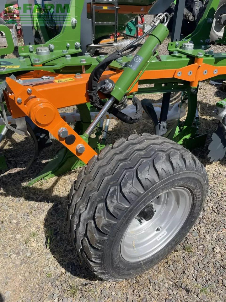 Amazone teres 300v5 100 - Charrue: photos 4 Amazone teres 300v5 100 - Charrue: photos 4