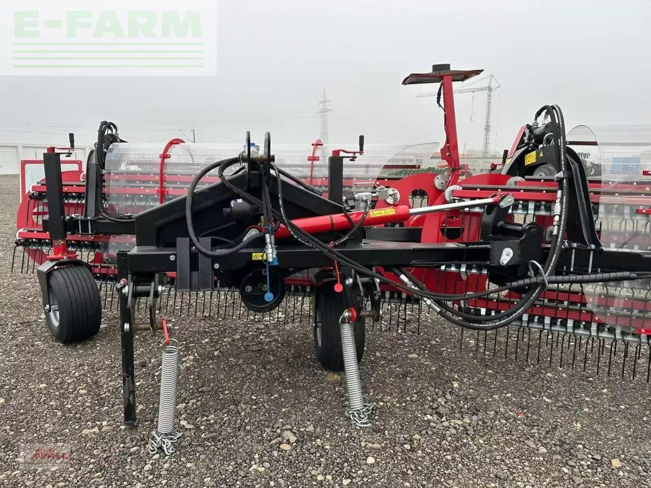 BB-Umwelttechnik clementer 550 f - Faneuse: photos 3 BB-Umwelttechnik clementer 550 f - Faneuse: photos 3