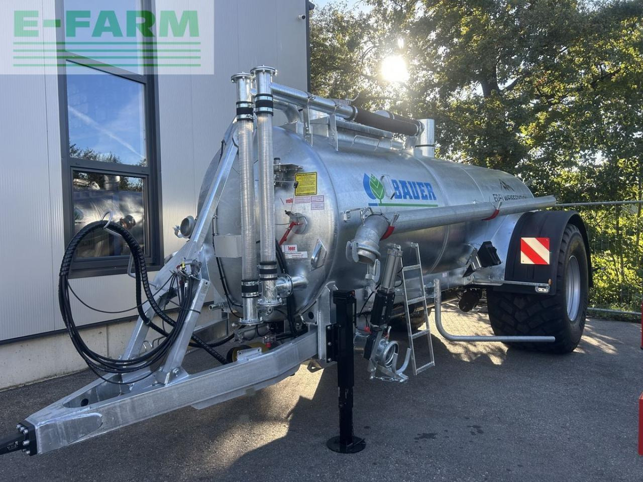 Bauer güllefass - Tonne à lisier: photos 1 Bauer güllefass - Tonne à lisier: photos 1