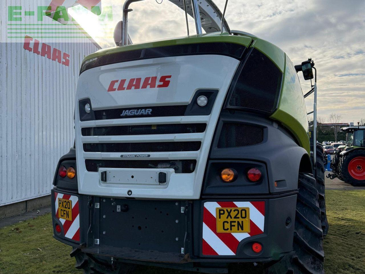 CLAAS JAGUAR 970 4WD - Ensileuse: photos 2 CLAAS JAGUAR 970 4WD - Ensileuse: photos 2