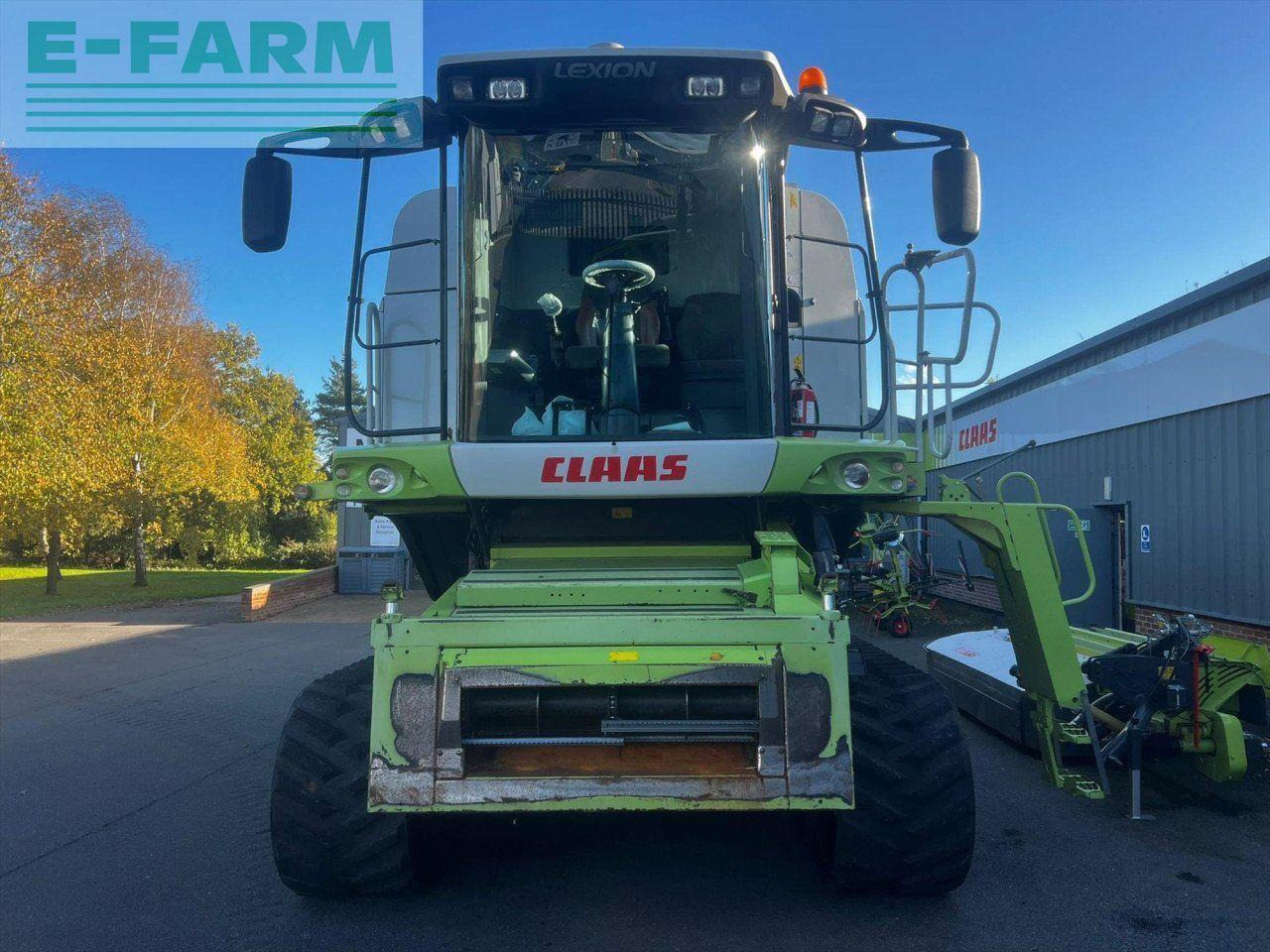 CLAAS LEXION 570+ TT - Moissonneuse-batteuse: photos 2 CLAAS LEXION 570+ TT - Moissonneuse-batteuse: photos 2