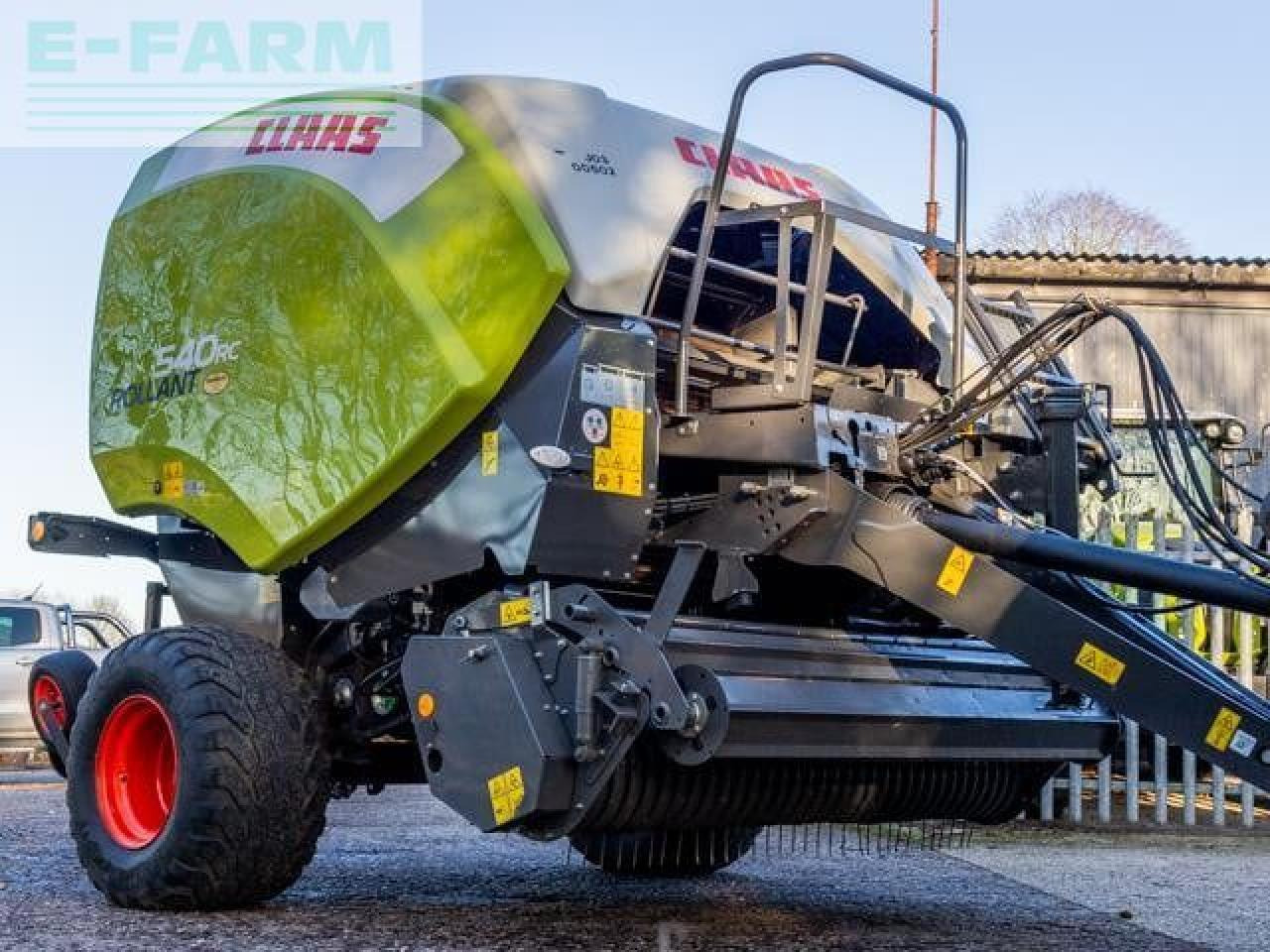 CLAAS ROLLANT 540 R - Presse à balles cubiques: photos 2 CLAAS ROLLANT 540 R - Presse à balles cubiques: photos 2