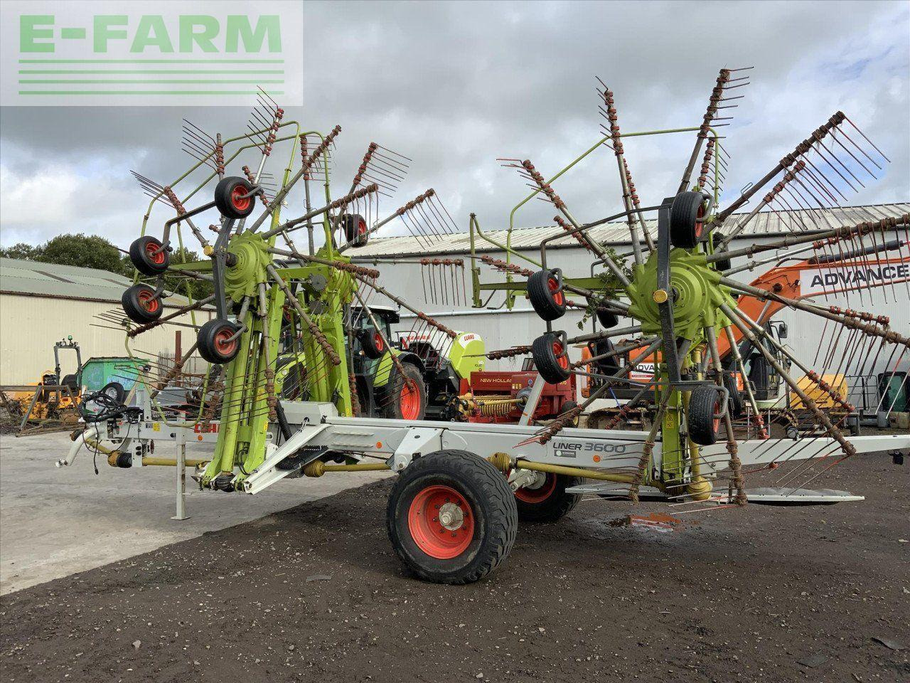 CLAAS USED LINER 3600 - Faneuse: photos 4 CLAAS USED LINER 3600 - Faneuse: photos 4