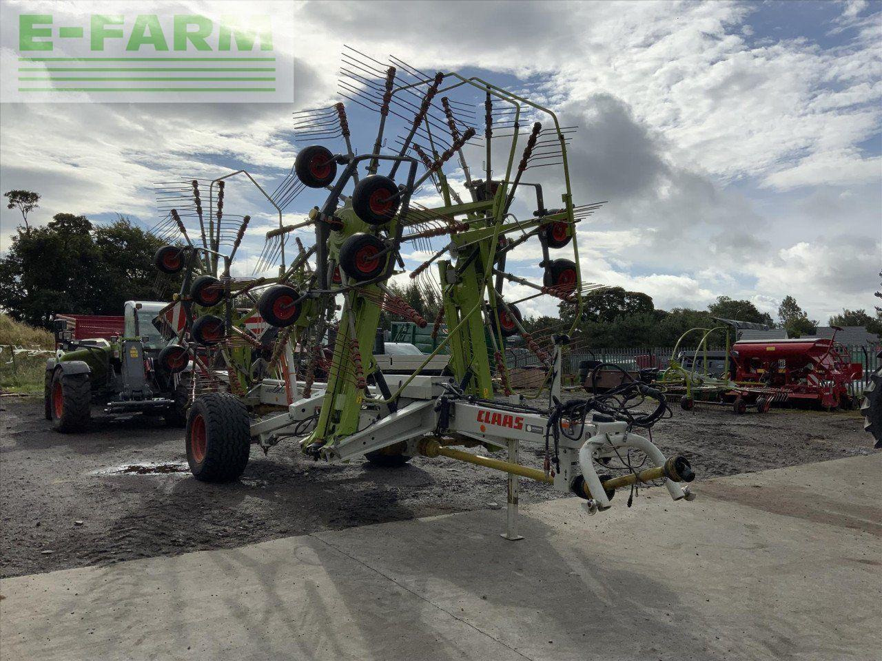 CLAAS USED LINER 3600 - Faneuse: photos 1 CLAAS USED LINER 3600 - Faneuse: photos 1