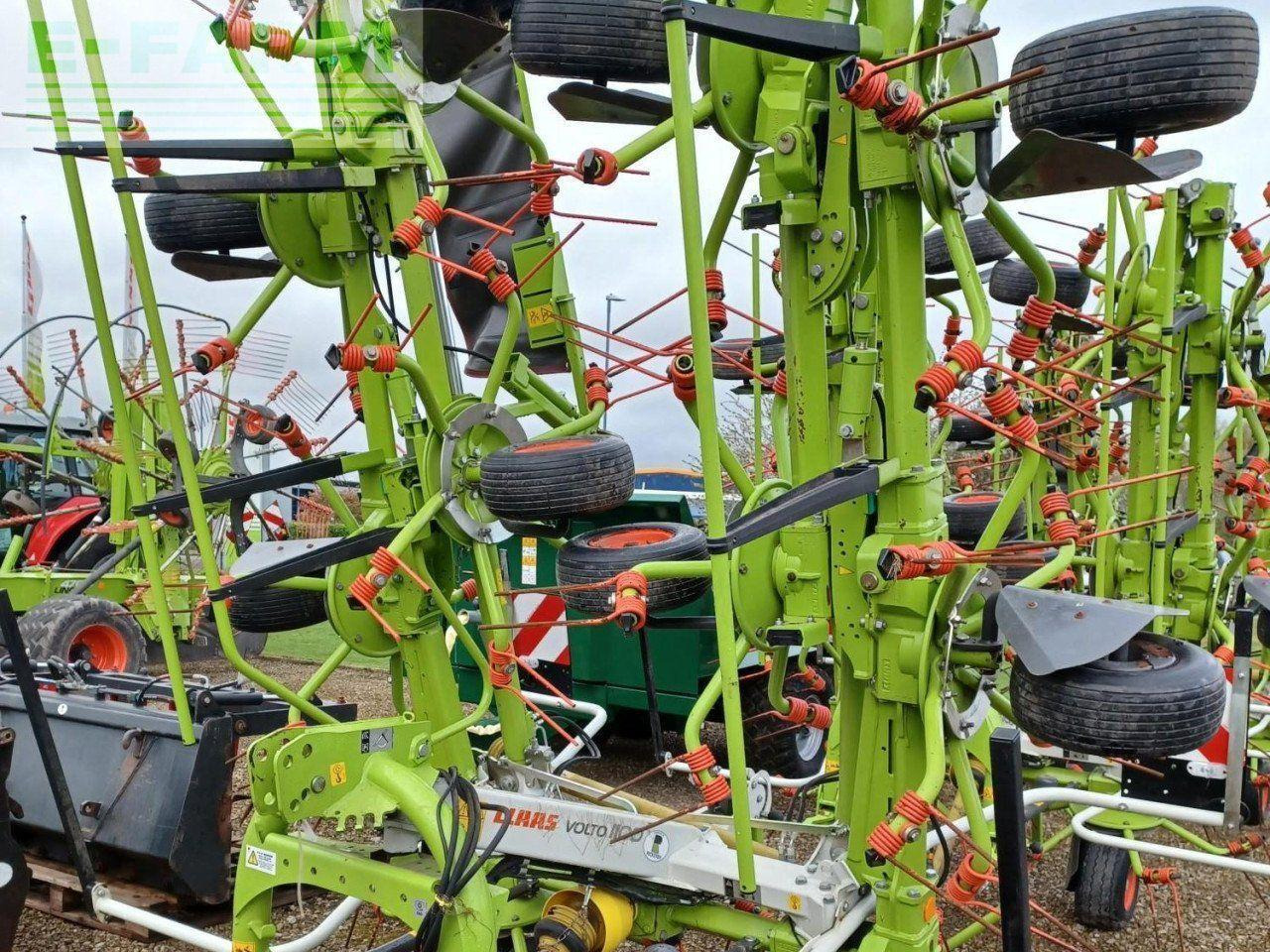 CLAAS VOLTO 1100 - Faneuse: photos 2 CLAAS VOLTO 1100 - Faneuse: photos 2