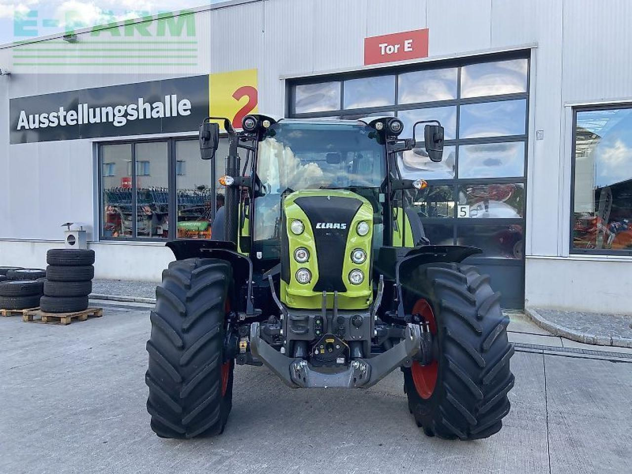 CLAAS arion 450 stage v (cis) CIS - Tracteur agricole: photos 2 CLAAS arion 450 stage v (cis) CIS - Tracteur agricole: photos 2