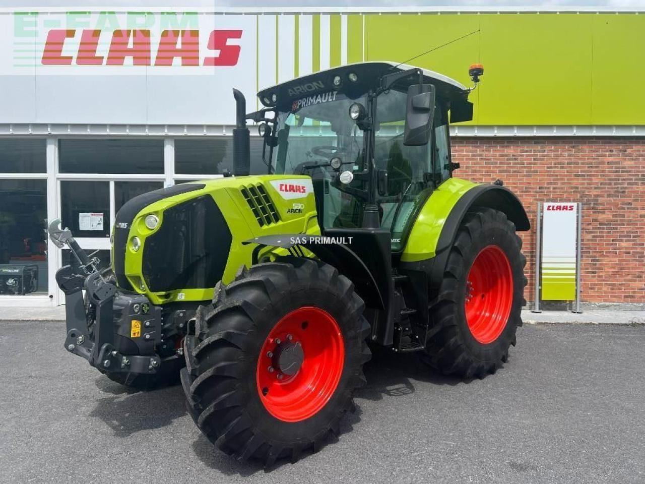 CLAAS arion 530 c-matic stage v CMATIC - Tracteur agricole: photos 1 CLAAS arion 530 c-matic stage v CMATIC - Tracteur agricole: photos 1