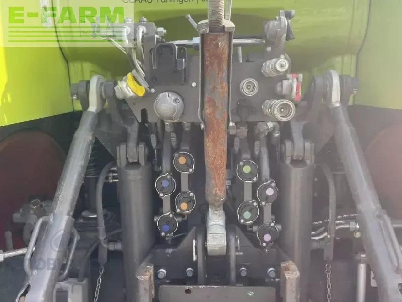 CLAAS arion 650 c-matic cebis CMATIC CEBIS - Tracteur agricole: photos 4 CLAAS arion 650 c-matic cebis CMATIC CEBIS - Tracteur agricole: photos 4