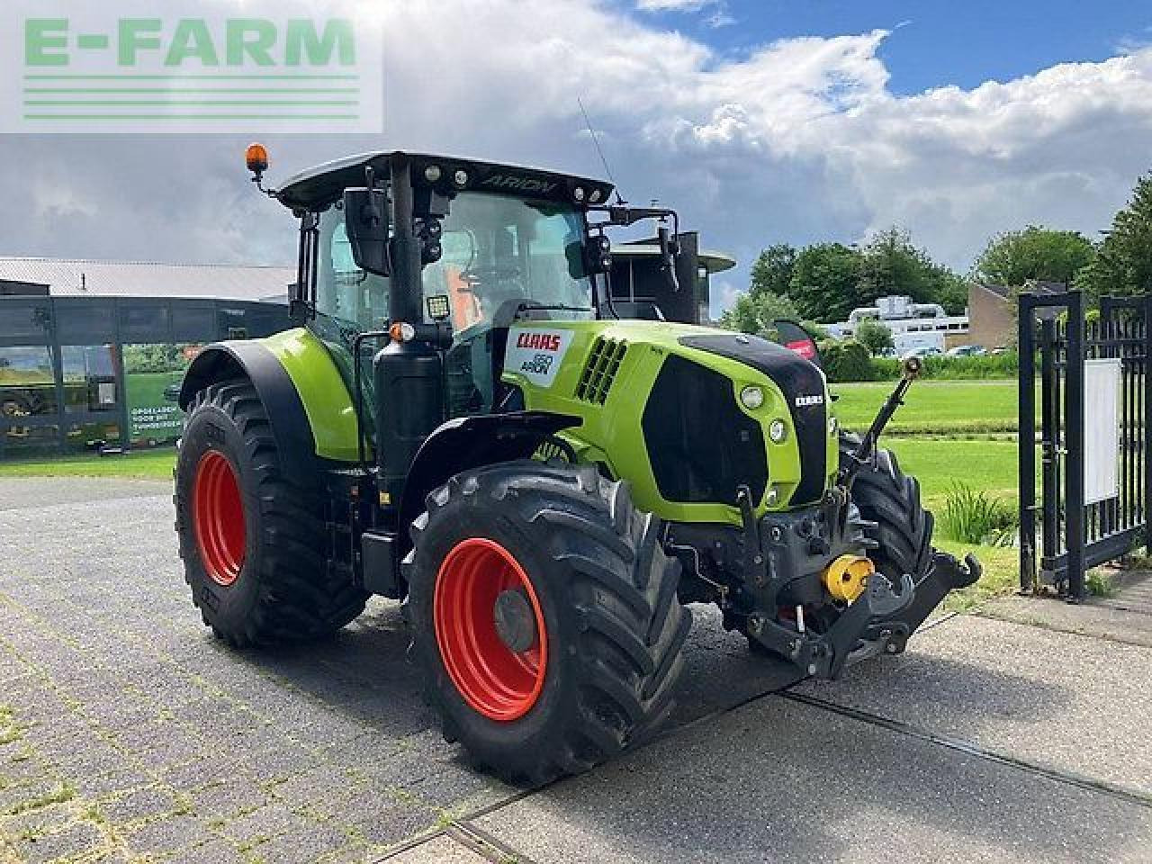 CLAAS arion 650 cis+ hexashift HEXASHIFT CIS+ - Tracteur agricole: photos 1 CLAAS arion 650 cis+ hexashift HEXASHIFT CIS+ - Tracteur agricole: photos 1
