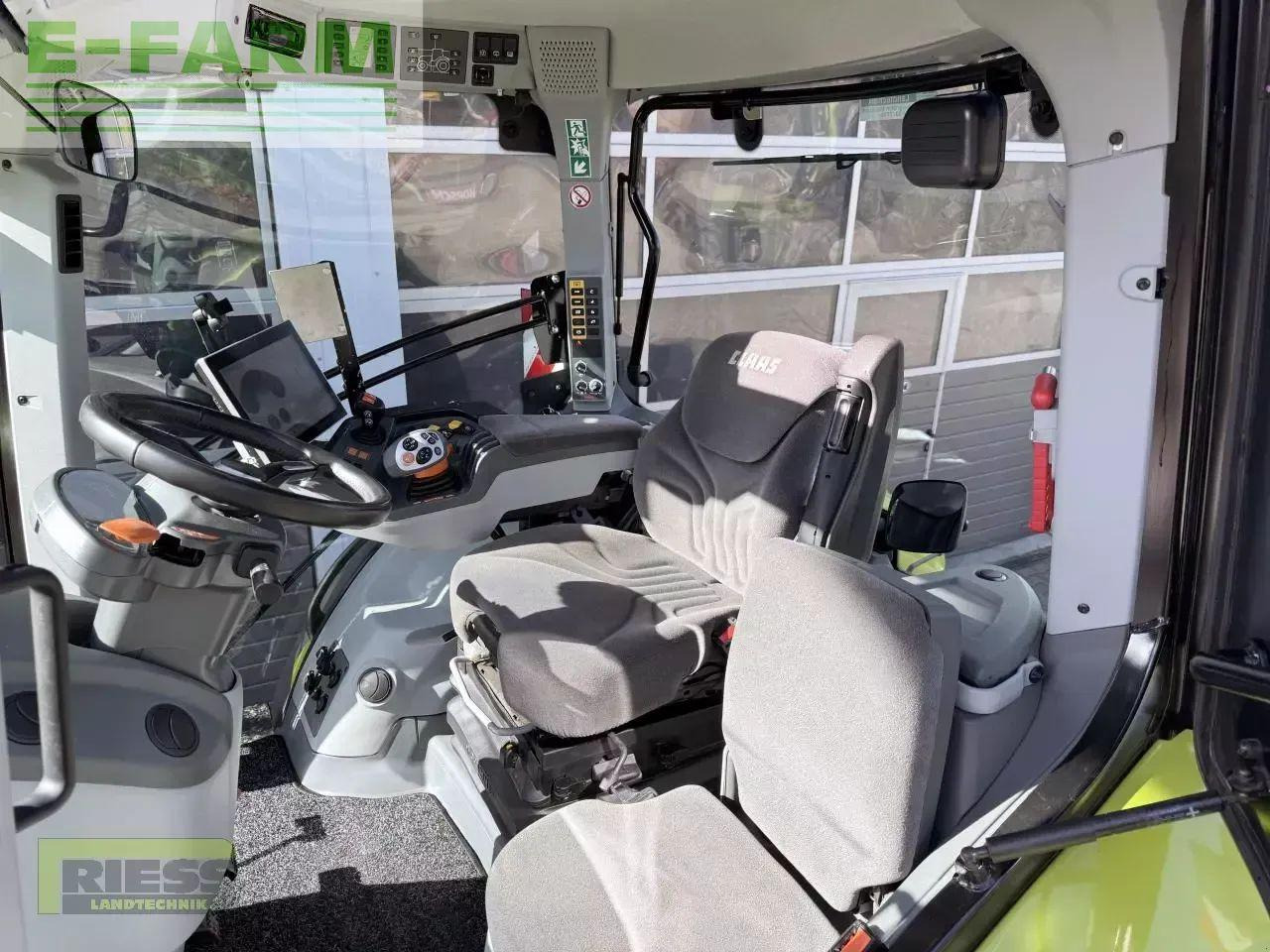 CLAAS axion 800 cebis hexashift a50 HEXASHIFT CEBIS - Tracteur agricole: photos 4 CLAAS axion 800 cebis hexashift a50 HEXASHIFT CEBIS - Tracteur agricole: photos 4