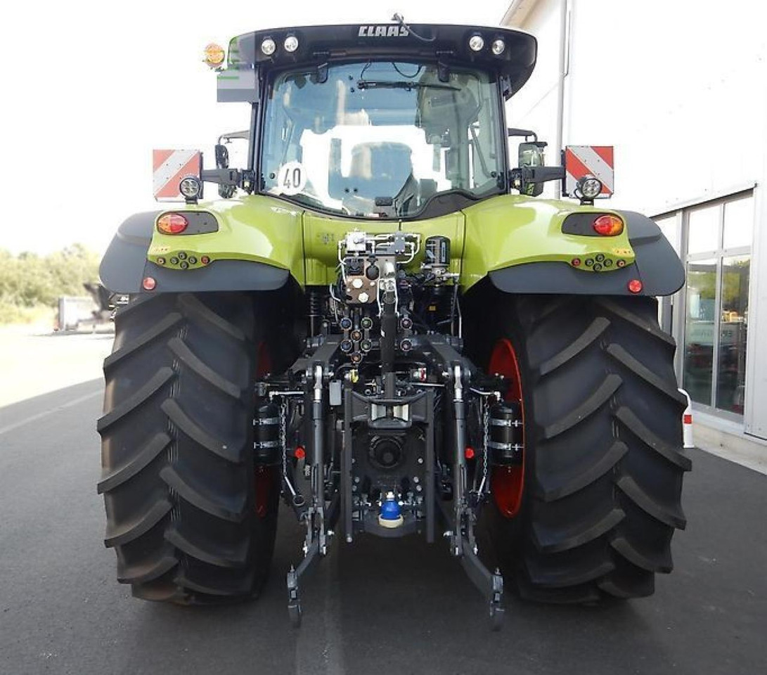 CLAAS axion 800 cis+ hexashift HEXASHIFT CIS+ - Tracteur agricole: photos 3 CLAAS axion 800 cis+ hexashift HEXASHIFT CIS+ - Tracteur agricole: photos 3