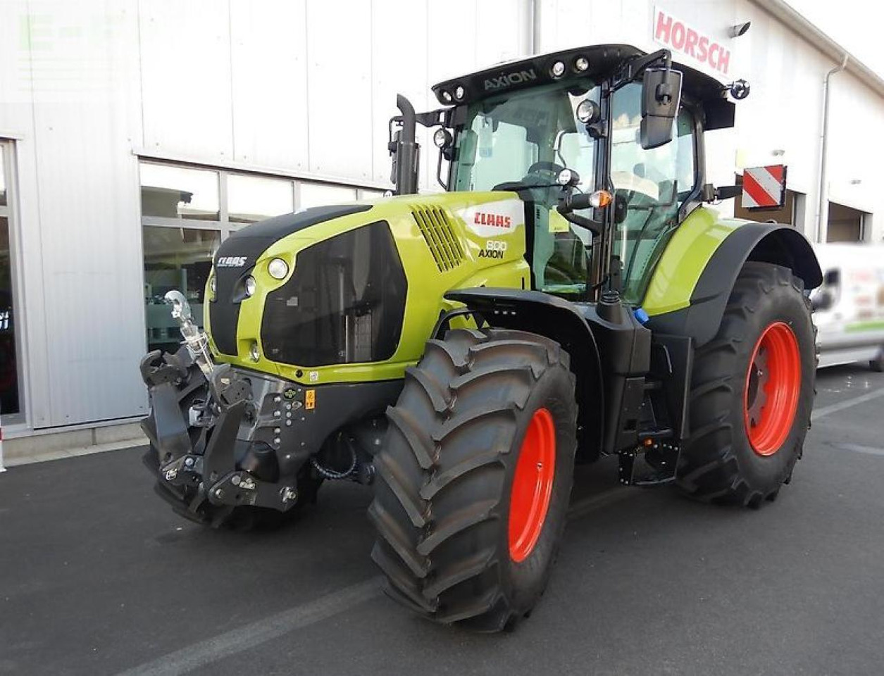 CLAAS axion 800 cis+ hexashift HEXASHIFT CIS+ - Tracteur agricole: photos 1 CLAAS axion 800 cis+ hexashift HEXASHIFT CIS+ - Tracteur agricole: photos 1