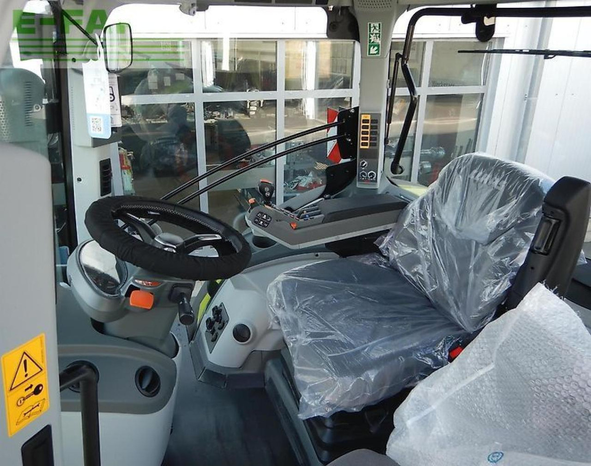 CLAAS axion 800 cis+ hexashift HEXASHIFT CIS+ - Tracteur agricole: photos 4 CLAAS axion 800 cis+ hexashift HEXASHIFT CIS+ - Tracteur agricole: photos 4