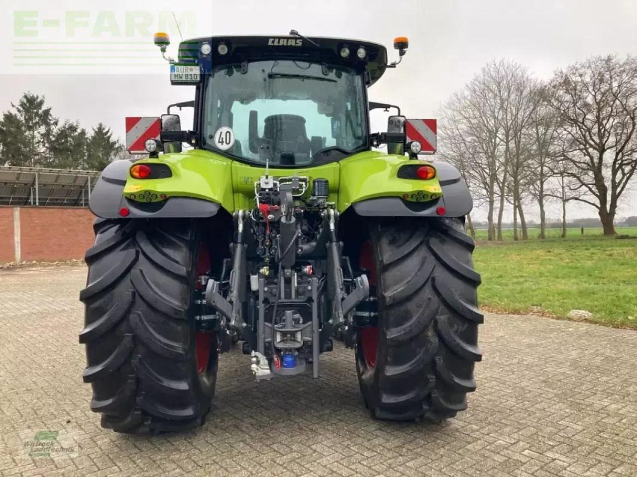 CLAAS axion 810 cis+ - Tracteur agricole: photos 4 CLAAS axion 810 cis+ - Tracteur agricole: photos 4