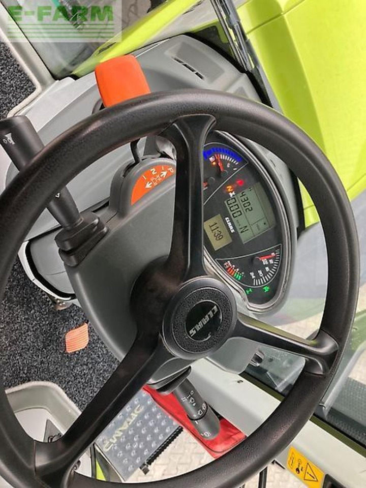 CLAAS axion 810 cm cis+ - Tracteur agricole: photos 4 CLAAS axion 810 cm cis+ - Tracteur agricole: photos 4