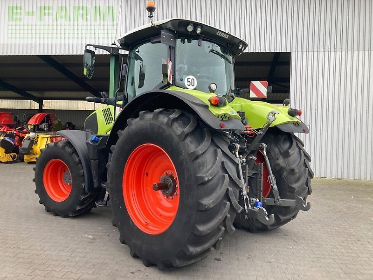 CLAAS axion 810 cm cis+ - Tracteur agricole: photos 3 CLAAS axion 810 cm cis+ - Tracteur agricole: photos 3