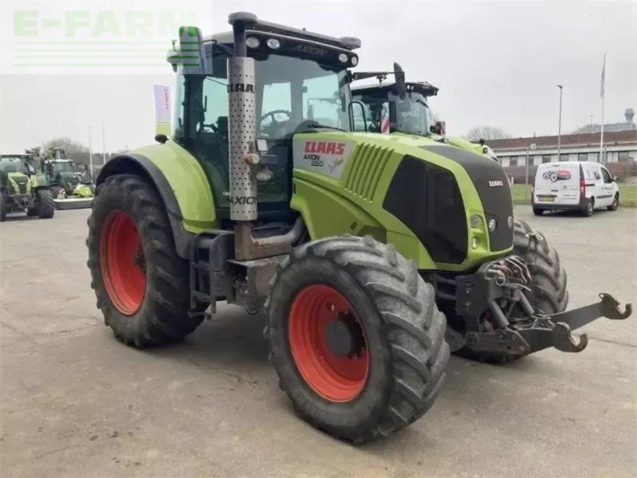 CLAAS axion 820 cmatic CMATIC - Tracteur agricole: photos 2 CLAAS axion 820 cmatic CMATIC - Tracteur agricole: photos 2