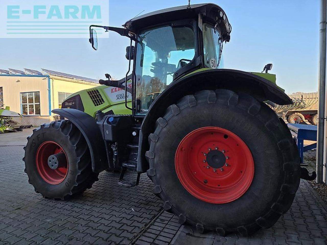 CLAAS axion 830 - Tracteur agricole: photos 2 CLAAS axion 830 - Tracteur agricole: photos 2