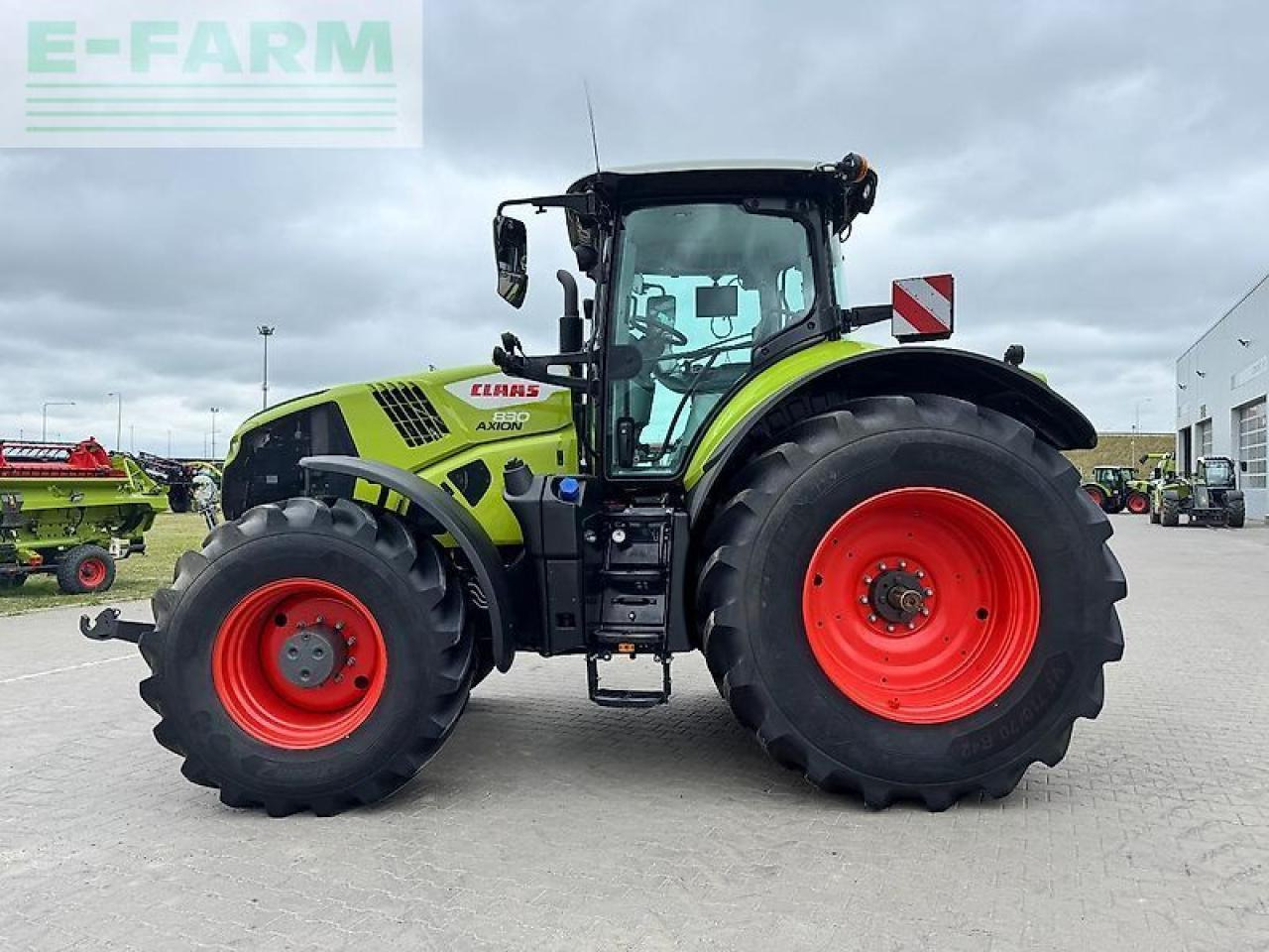 CLAAS axion 830 - Tracteur agricole: photos 4 CLAAS axion 830 - Tracteur agricole: photos 4