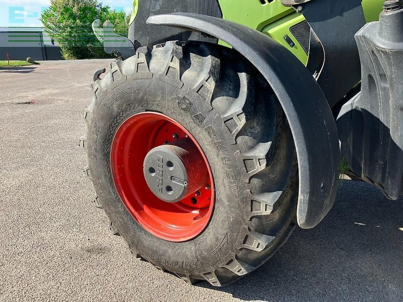 CLAAS axion 830 cmatic CMATIC - Tracteur agricole: photos 5 CLAAS axion 830 cmatic CMATIC - Tracteur agricole: photos 5