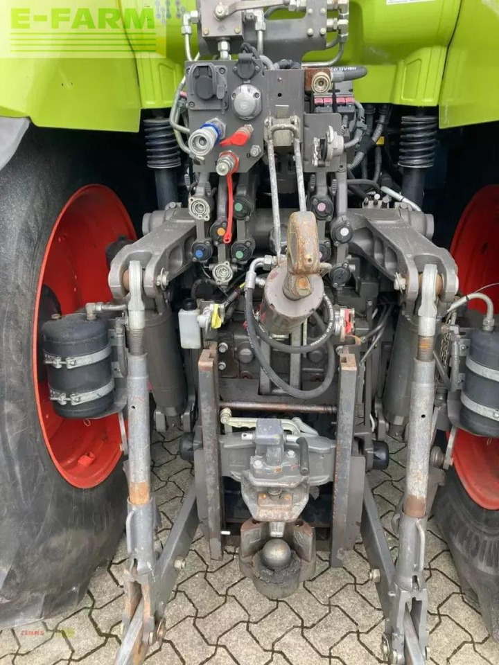 CLAAS axion 830 cmatic CMATIC - Tracteur agricole: photos 3 CLAAS axion 830 cmatic CMATIC - Tracteur agricole: photos 3